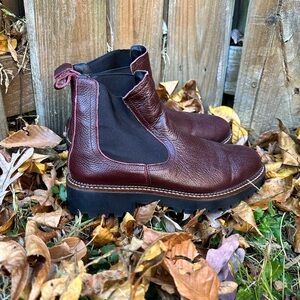 Caslon Miller Water Resistant Lug Chelsea Boots